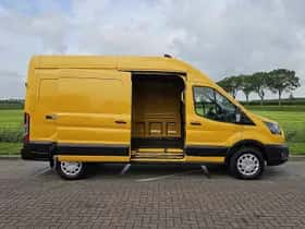 Ford E-Transit (2025) thumbnail 13