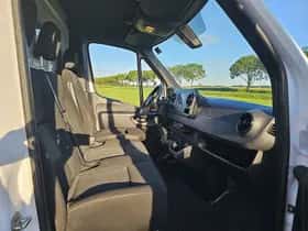 Mercedes-Benz Sprinter (2021) thumbnail 6