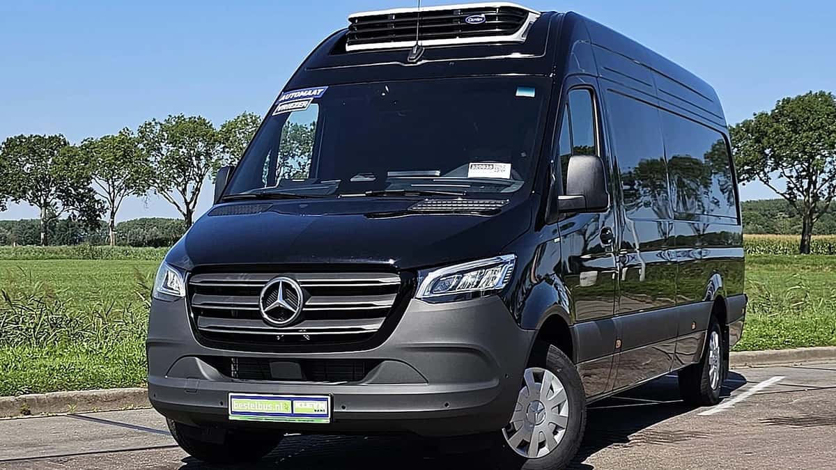 Mercedes-Benz Sprinter (2024) — foto 1