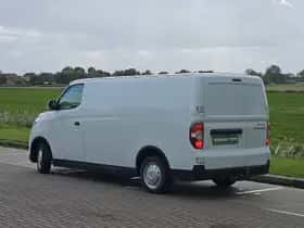 Maxus Ev (2022) thumbnail 5
