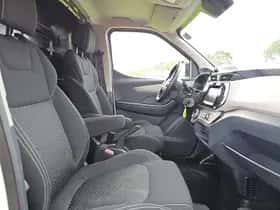 Maxus Ev (2022) thumbnail 6