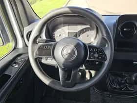 Mercedes-Benz Sprinter (2021) thumbnail 10