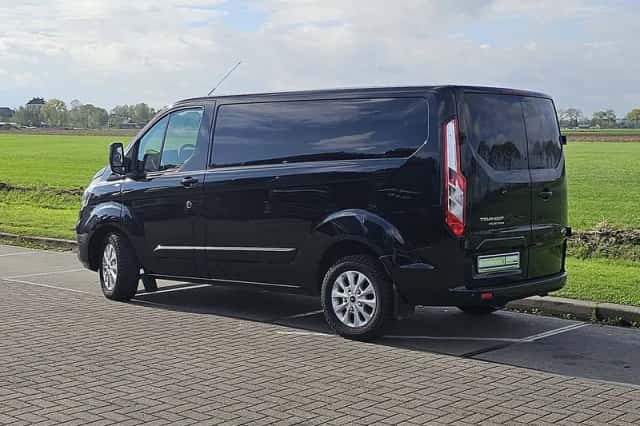 Ford Transit (2021) thumbnail 5