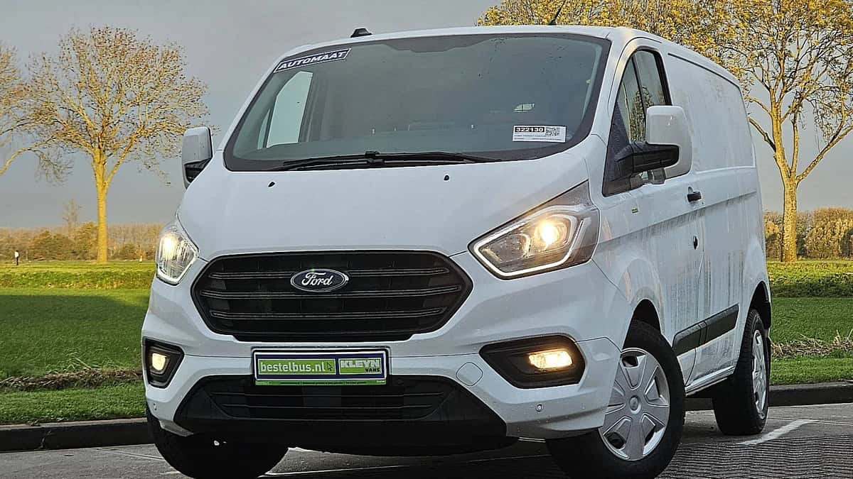 Ford Transit (2019) — foto 1