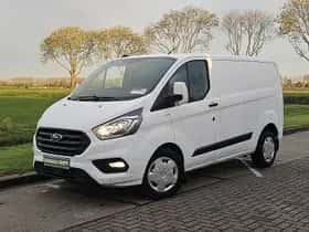 Ford Transit (2019) thumbnail 2