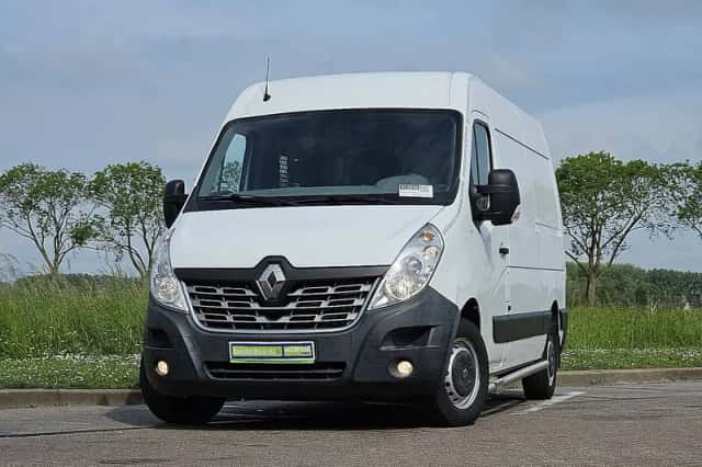 Renault Master (2018) thumbnail 1