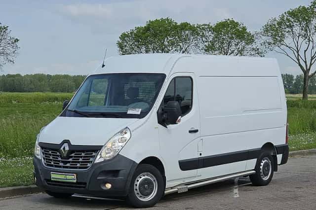 Renault Master (2018) thumbnail 2