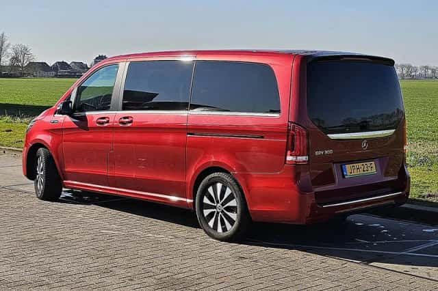 Mercedes-Benz EQV (2020) thumbnail 5