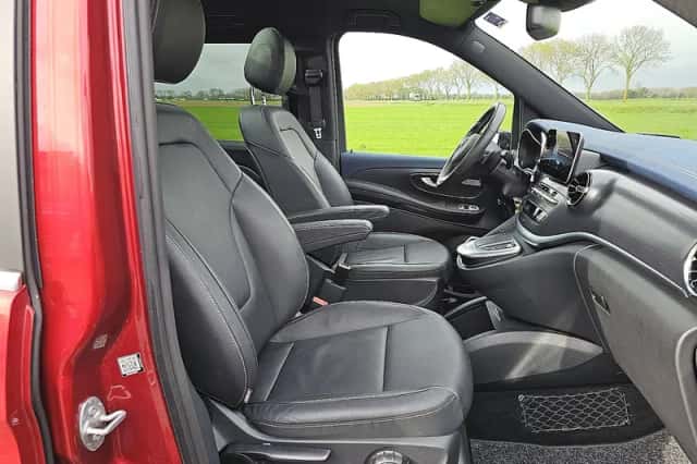Mercedes-Benz EQV (2020) thumbnail 6