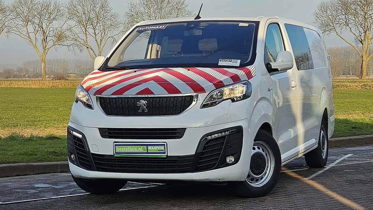 Peugeot Expert (2021) — foto 1