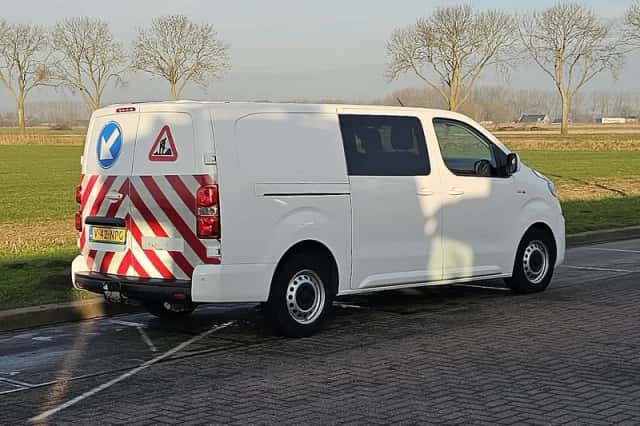 Peugeot Expert (2021) thumbnail 3