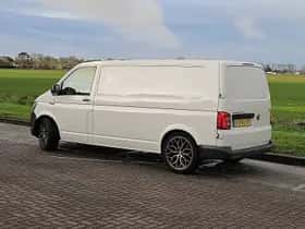 Volkswagen Transporter (2017) thumbnail 5