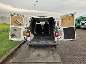 Volkswagen Transporter (2017) thumbnail 10