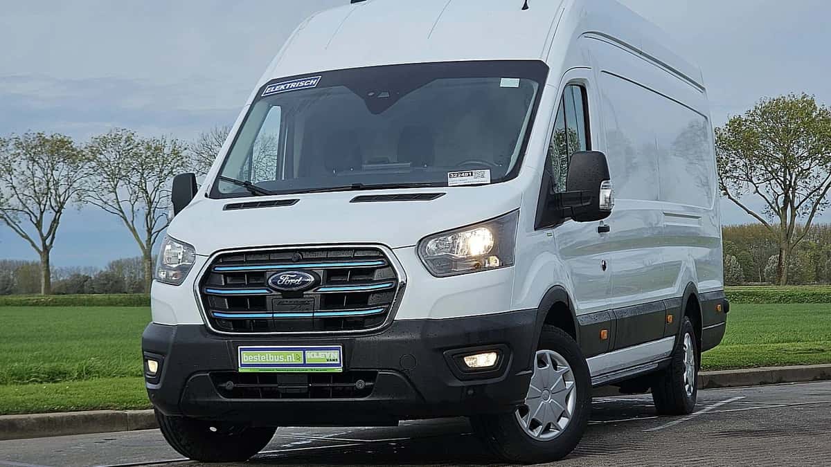 Ford E-Transit (2023) — foto 1