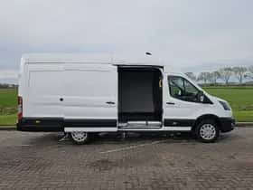 Ford E-Transit (2023) thumbnail 13