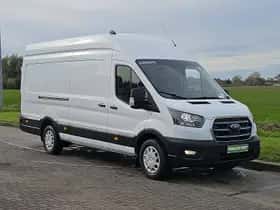 Ford E-Transit (2023) thumbnail 4