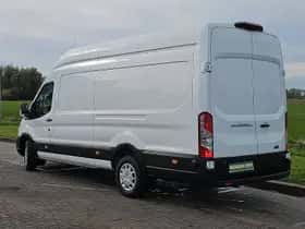 Ford E-Transit (2023) thumbnail 5