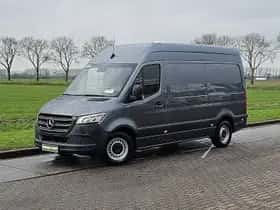 Mercedes-Benz Sprinter (2018) thumbnail 2