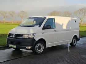 Volkswagen Transporter (2019) thumbnail 2