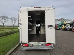 Mercedes-Benz Sprinter (2018) thumbnail 12