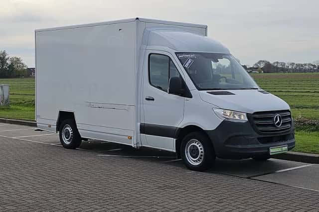 Mercedes-Benz Sprinter (2018) thumbnail 4