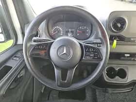 Mercedes-Benz Sprinter (2021) thumbnail 10