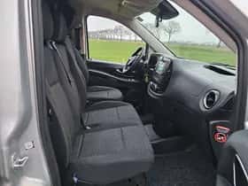 Mercedes-Benz Vito (2021) thumbnail 6
