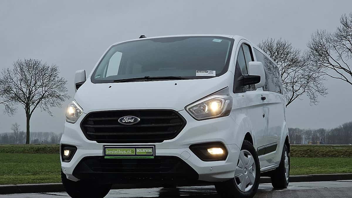 Ford Transit (2023) — foto 1