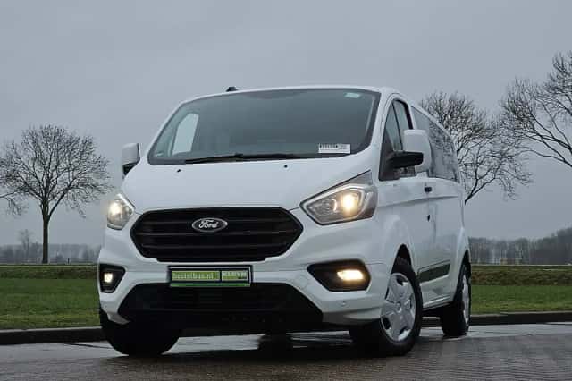 Ford Transit (2023) thumbnail 1