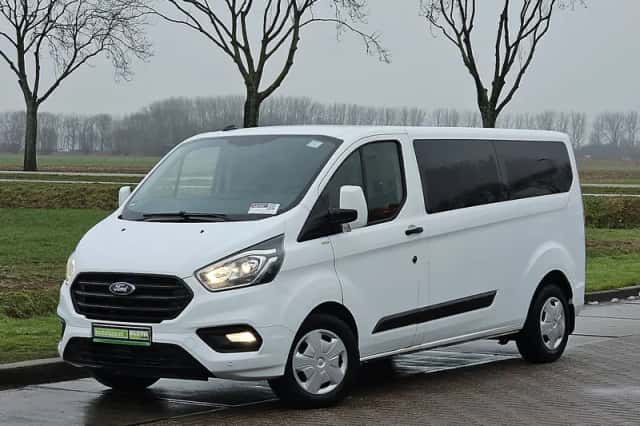 Ford Transit (2023) thumbnail 2