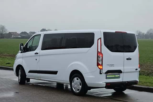 Ford Transit (2023) thumbnail 5