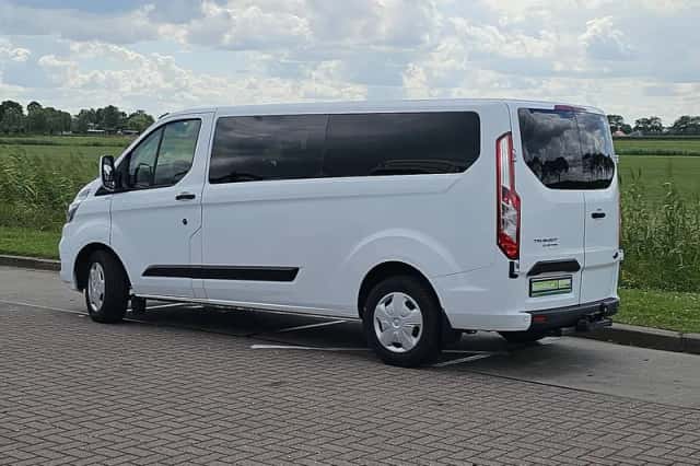 Ford Transit (2023) thumbnail 5