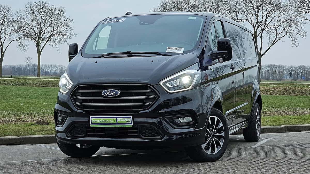Ford Transit (2020) — foto 1