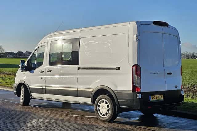 Ford Transit (2022) thumbnail 5