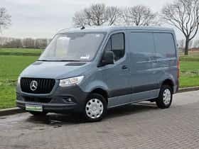 Mercedes-Benz Sprinter (2023) thumbnail 2