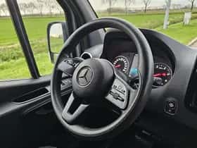 Mercedes-Benz Sprinter (2023) thumbnail 9