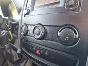 Mercedes-Benz Sprinter (2017) thumbnail 9