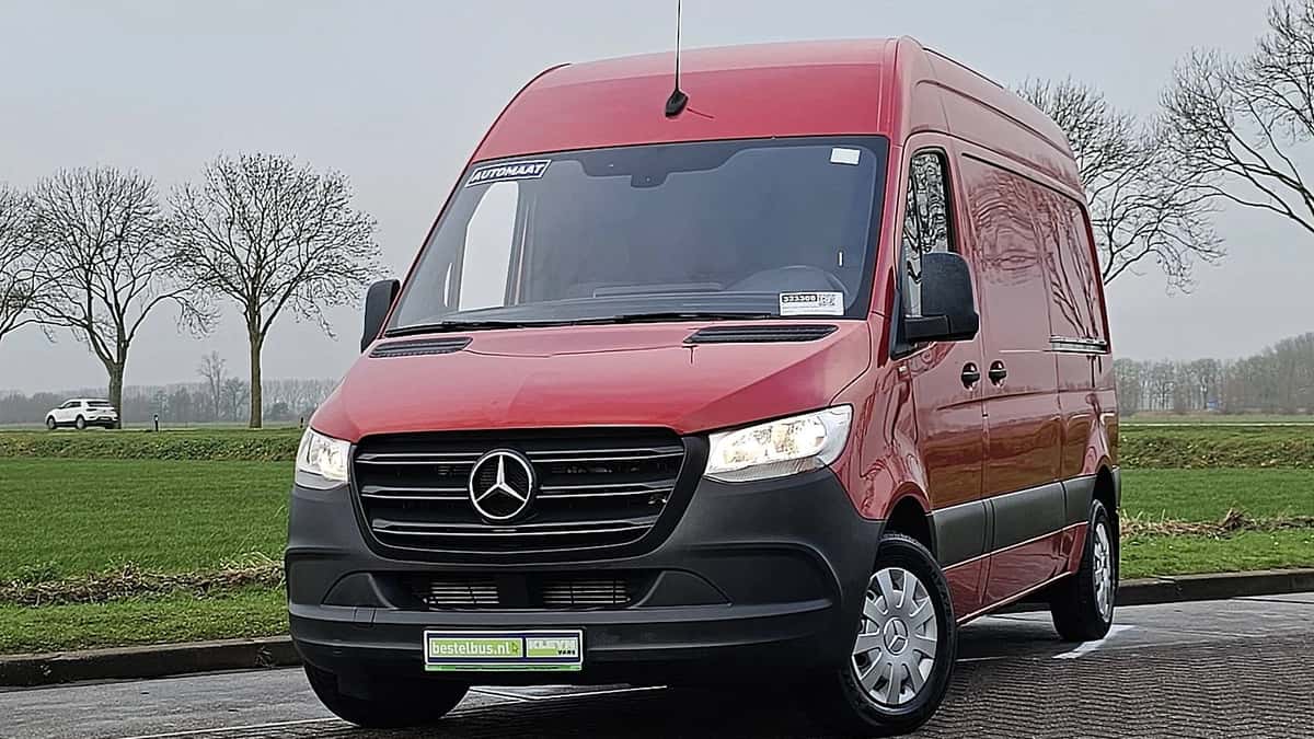 Mercedes-Benz Sprinter (2021) — foto 1