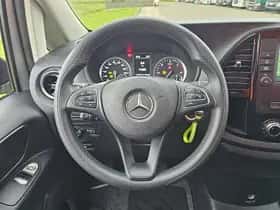 Mercedes-Benz Vito (2023) thumbnail 11