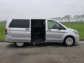 Mercedes-Benz Vito (2023) thumbnail 17