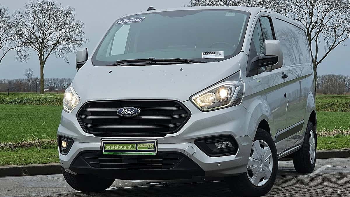 Ford Transit (2020) — foto 1