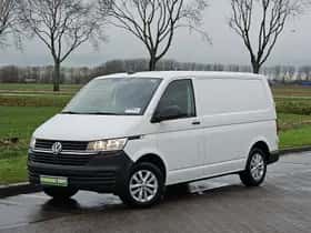 Volkswagen Transporter (2022) thumbnail 2