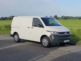 Volkswagen Transporter (2022) thumbnail 4