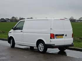 Volkswagen Transporter (2022) thumbnail 5