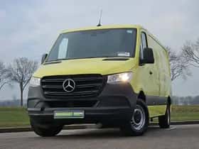 Mercedes-Benz Sprinter (2020) thumbnail 1