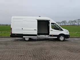 Ford E-Transit (2025) thumbnail 13