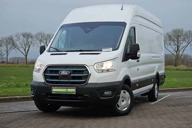Ford E-Transit (2025) thumbnail 1