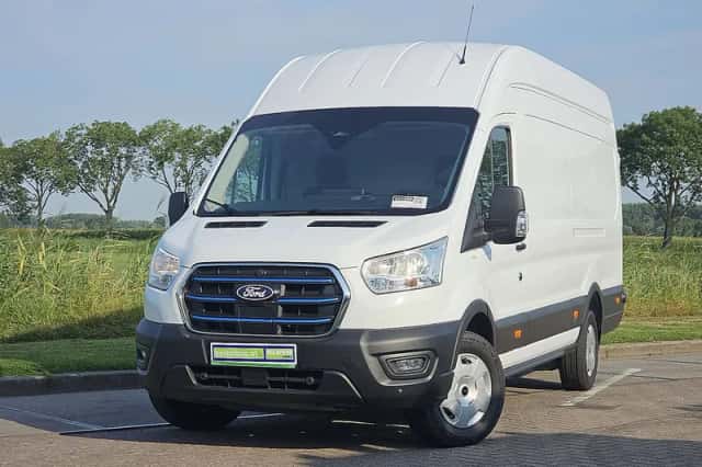 Ford E-Transit (2025) thumbnail 1