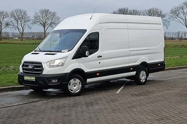 Ford E-Transit (2025) thumbnail 2