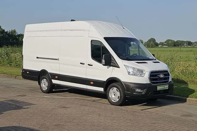 Ford E-Transit (2025) thumbnail 4